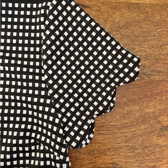 Anthropologie Pleione Gingham Black and White Checkered Women Top Scalloped - Picture 4 of 6